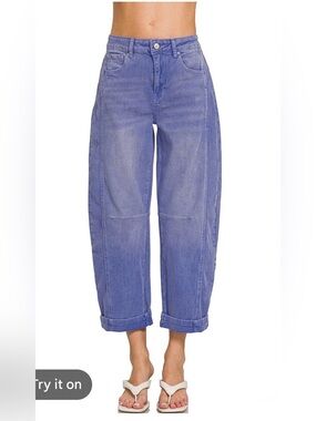 Zenana Barrel Leg Cropped Fit Cuffed Denim Jeans
